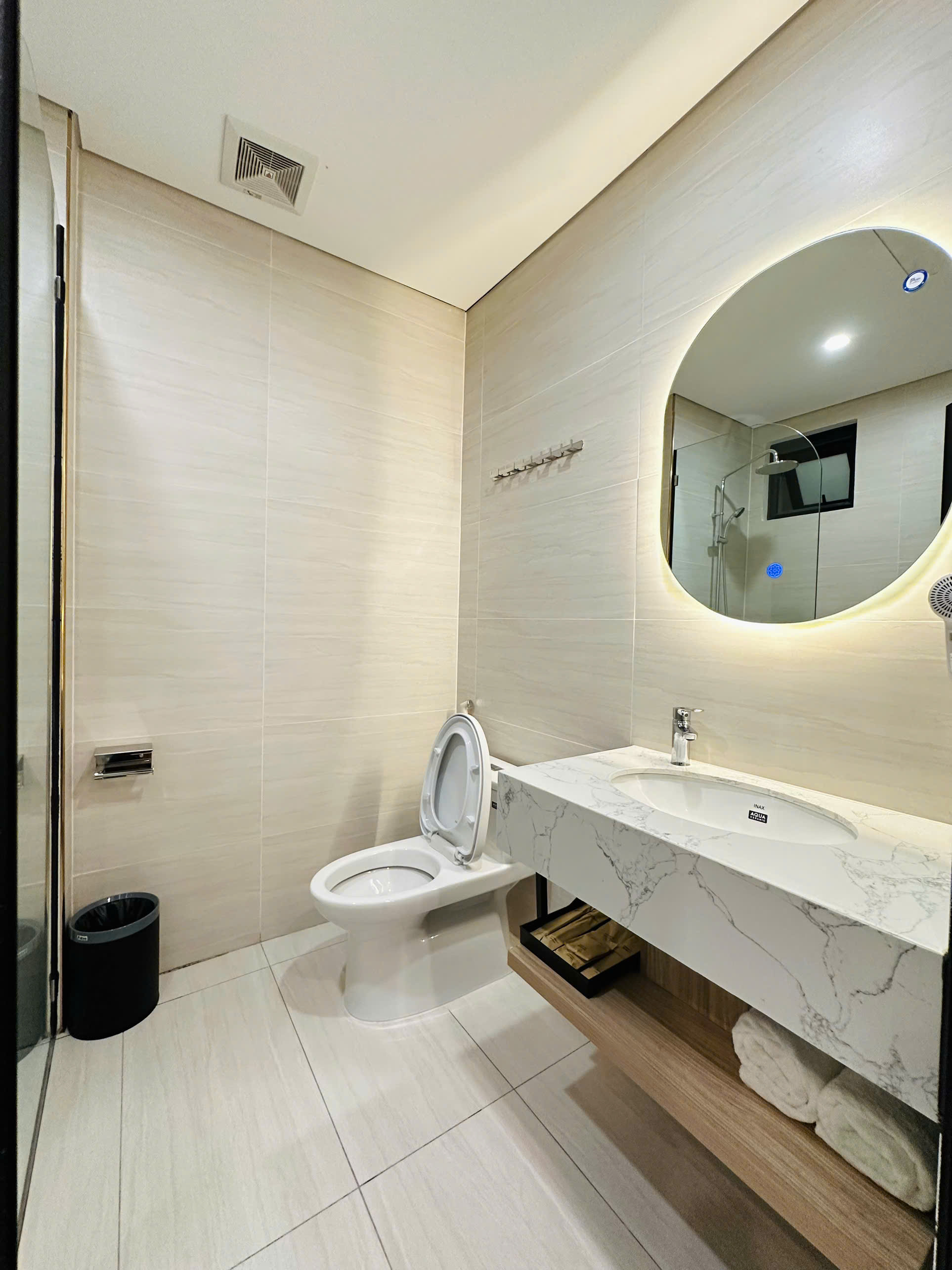 Room Image 1